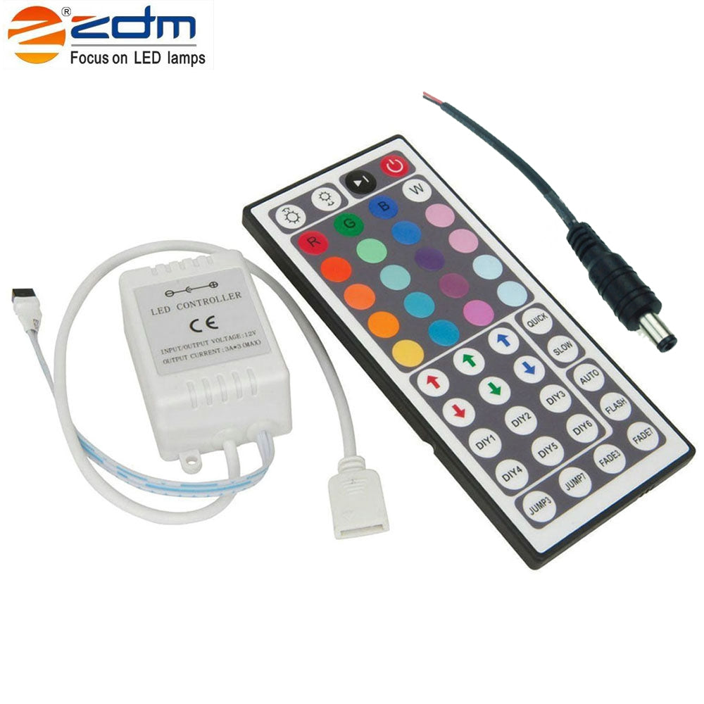 ZDM 5M 24W RGB SMD2835 Waterproof LED Strip Light 24 / 44Key IR Controller Kit with Male DC Connector