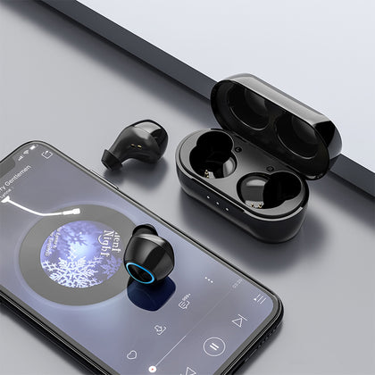 REMAX TWS - 16 Wireless Bluetooth Earphones with 220mAh Charging Compartment 